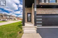 4259 SHUTTLEWORTH DRIVE | Niagara Falls Ontario | Slide Image Three