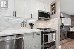 2324 COLDSTREAM DRIVE | Burlington Ontario | Slide Image Nine