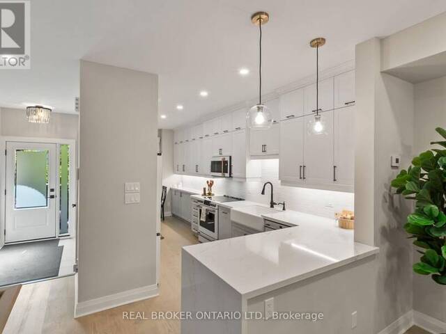 12 ST. JAMES COURT Toronto Ontario, M4X 1X4 - 3 Bedrooms Home For Sale
