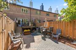 12 ST. JAMES COURT | Toronto Ontario | Slide Image Fifteen