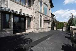 27 ROCKVIEW GARDENS | Vaughan Ontario | Slide Image Ten