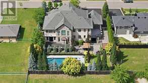 27 ROCKVIEW GARDENS | Vaughan Ontario | Slide Image Nine