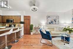 117 - 18 HARDING BOULEVARD | Richmond Hill Ontario | Slide Image Eight