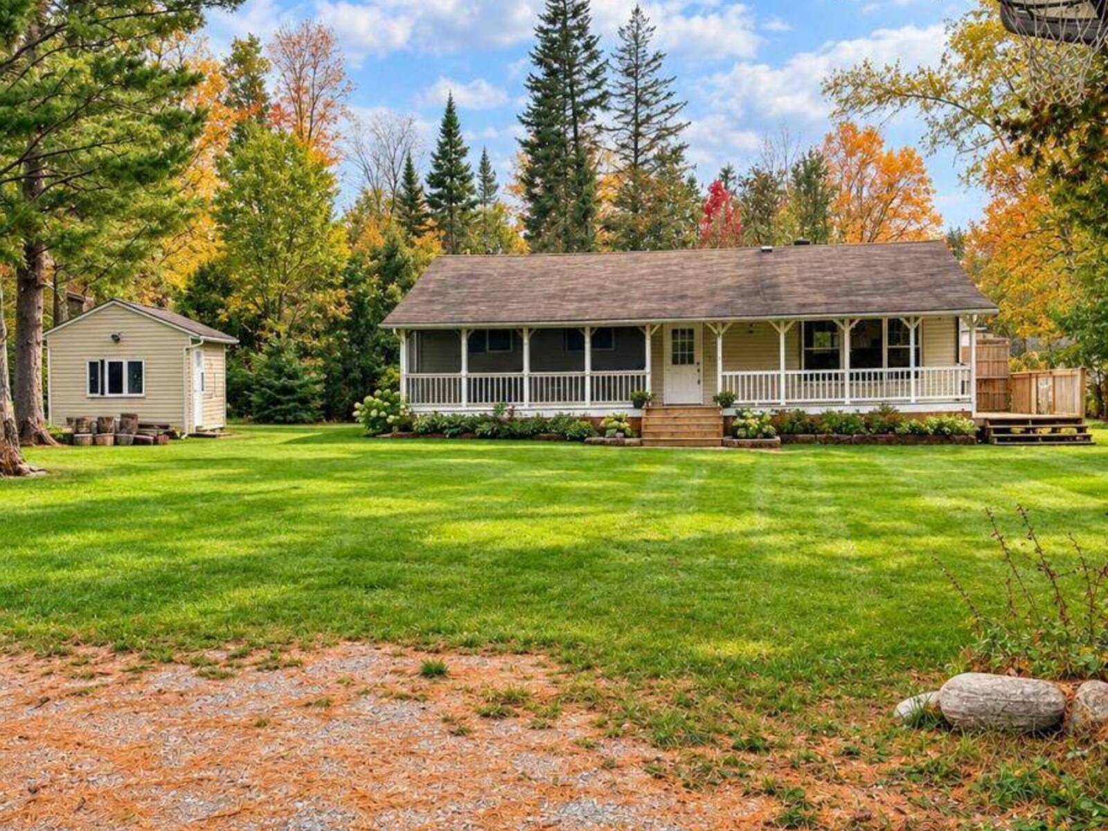 52 GRANDVIEW CRESCENT, Oro-Medonte, Ontario L0L 2E0