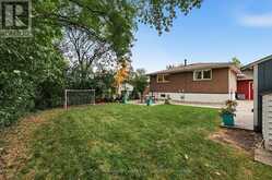 27 CASTLEMORE DRIVE | Brampton Ontario | Slide Image Forty-nine