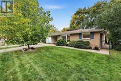27 CASTLEMORE DRIVE | Brampton Ontario | Slide Image Five