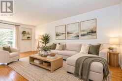 15 HUSON COURT | Toronto Ontario | Slide Image Ten