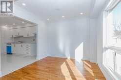 15 HUSON COURT | Toronto Ontario | Slide Image Thirteen