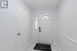 15 HUSON COURT | Toronto Ontario | Slide Image Four