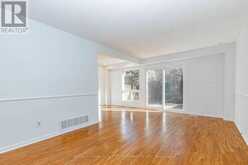 15 HUSON COURT | Toronto Ontario | Slide Image Seven