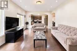 32 YOUNG GARDEN CRESCENT | Brampton Ontario | Slide Image Fifteen
