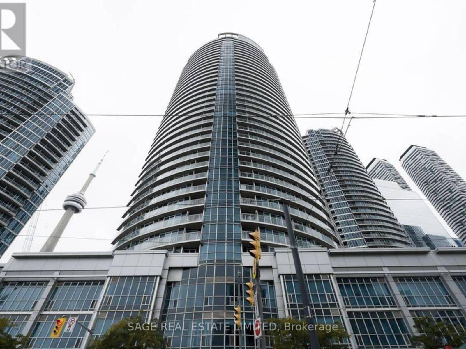1705 - 208 QUEENS QUAY W, Toronto, Ontario M5J 2Y5