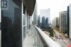 1705 - 208 QUEENS QUAY W | Toronto Ontario | Slide Image Fourteen