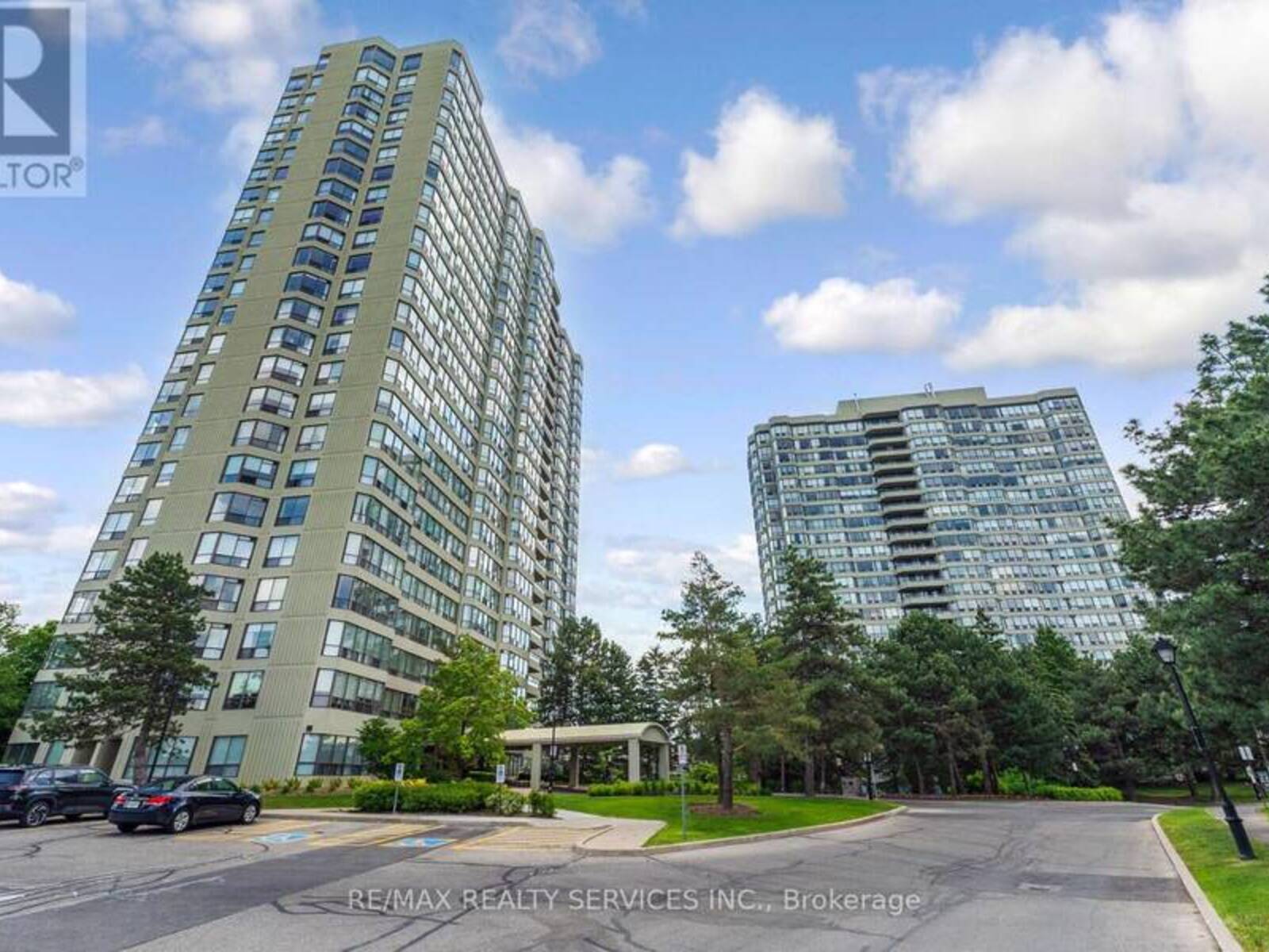 709 - 22 HANOVER ROAD, Brampton, Ontario L6S 5K7