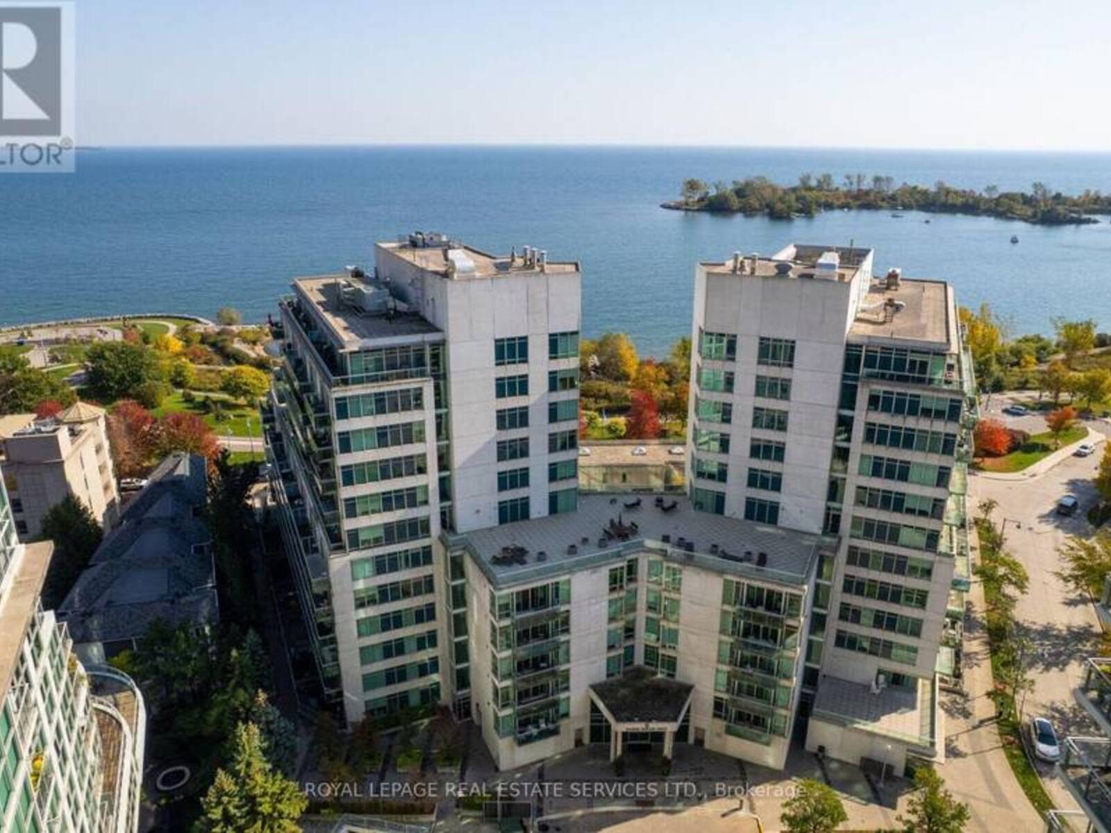 221 - 5 MARINE PARADE DRIVE, Toronto, Ontario M8V 4B4