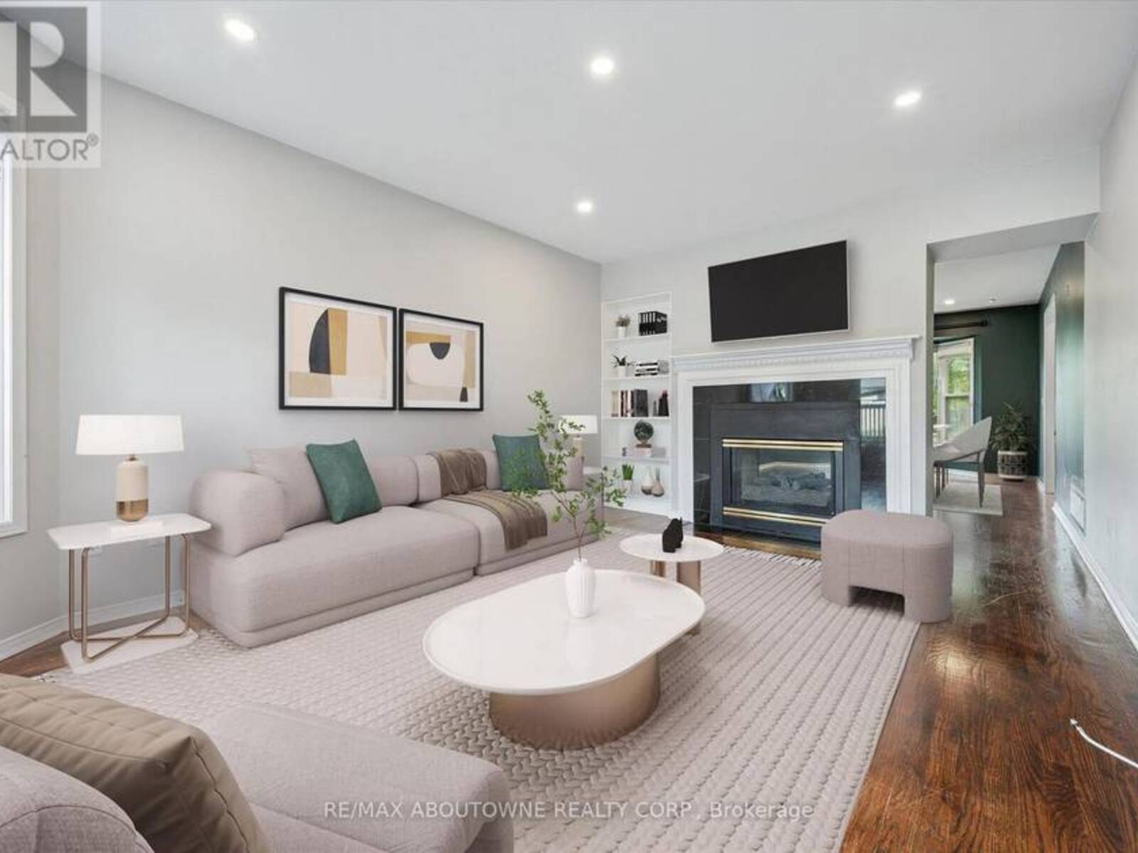 2456 SIXTH LINE, Oakville, Ontario L6H 5Z8