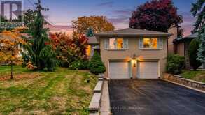 24 BURLEIGH HEIGHTS DRIVE | Toronto Ontario | Slide Image One