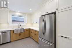2429 OVERTON DRIVE | Burlington Ontario | Slide Image Ten