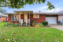 7 EDWARD STREET | Perth East Ontario | Slide Image Two