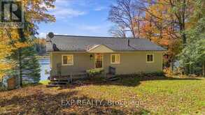 56 GILMOUR POINT ROAD | Apsley Ontario | Slide Image Ten