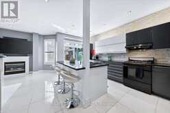 25 LONGWOOD AVENUE | Richmond Hill Ontario | Slide Image Six