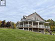 1215 GOLDEN BEACH ROAD | Bracebridge Ontario | Slide Image Four