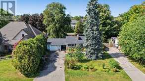 11 MILLER DRIVE | Ancaster Ontario | Slide Image Forty