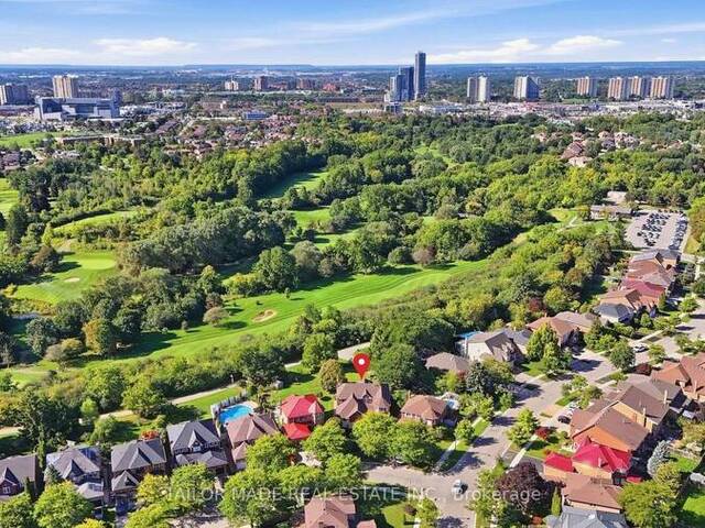 52 CASPER CRESCENT Brampton Ontario, L6W 4J7 - 4 Bedrooms Home For Sale
