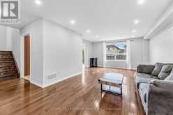 86 LAURIER AVENUE | Richmond Hill Ontario | Slide Image Six