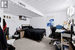 27 FORSYTH AVENUE S | Hamilton Ontario | Slide Image Thirty
