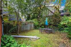 27 FORSYTH AVENUE S | Hamilton Ontario | Slide Image Thirty-seven