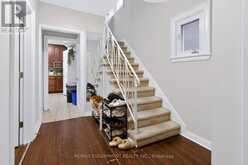 27 FORSYTH AVENUE S | Hamilton Ontario | Slide Image Four