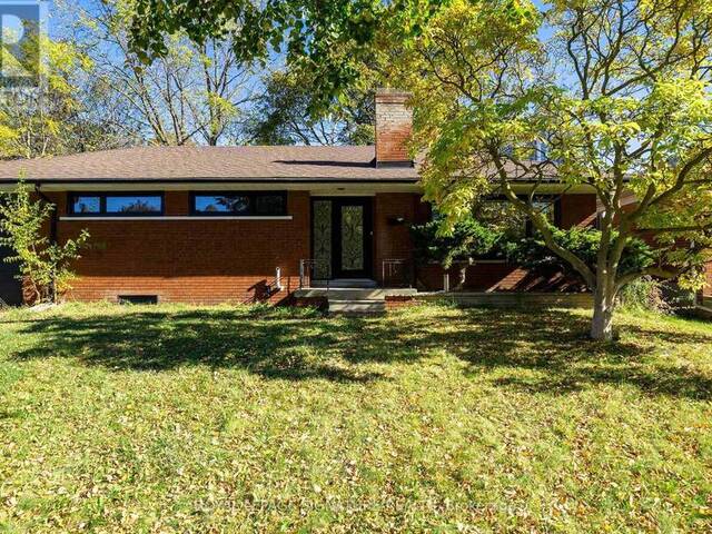 120 EARLTON ROAD Toronto Ontario, M1T 2R6 - 5 Bedrooms Home For Sale