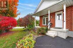 10 PATTISON PLACE | Fergus Ontario | Slide Image Three