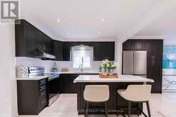 102 ALEXMUIR BOULEVARD | Toronto Ontario | Slide Image Thirteen