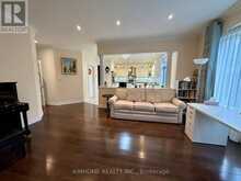 102 FARMSTEAD ROAD | Richmond Hill Ontario | Slide Image Eight