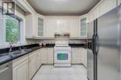 182 FINCH AVENUE E | Toronto Ontario | Slide Image Eight