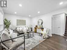 75 GRADWELL DRIVE | Toronto Ontario | Slide Image Eight