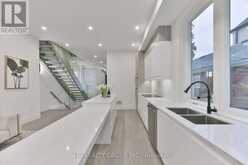 78 GREENDALE AVENUE | Toronto Ontario | Slide Image Thirteen