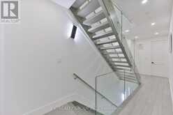 78 GREENDALE AVENUE | Toronto Ontario | Slide Image Nineteen