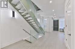 78 GREENDALE AVENUE | Toronto Ontario | Slide Image Nine