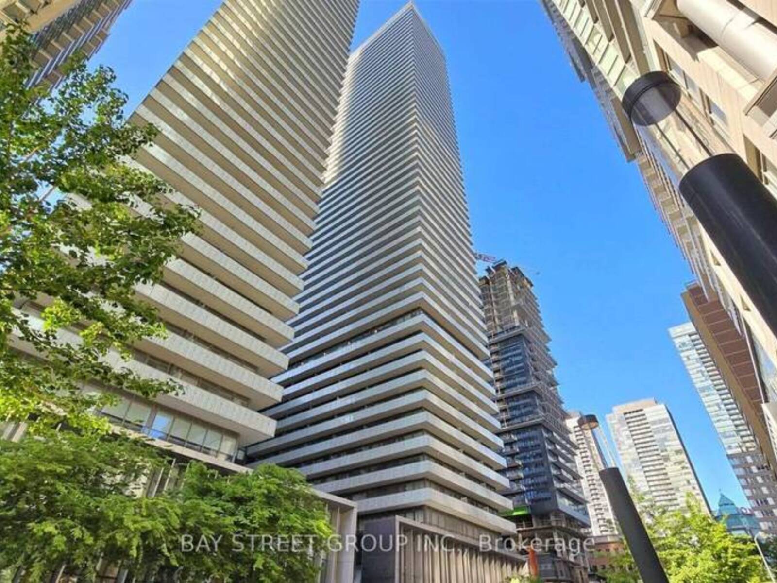 902 - 50 CHARLES STREET E, Toronto, Ontario M4Y 1T1
