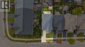 165 PALACEBEACH TRAIL | Hamilton Ontario | Slide Image Two