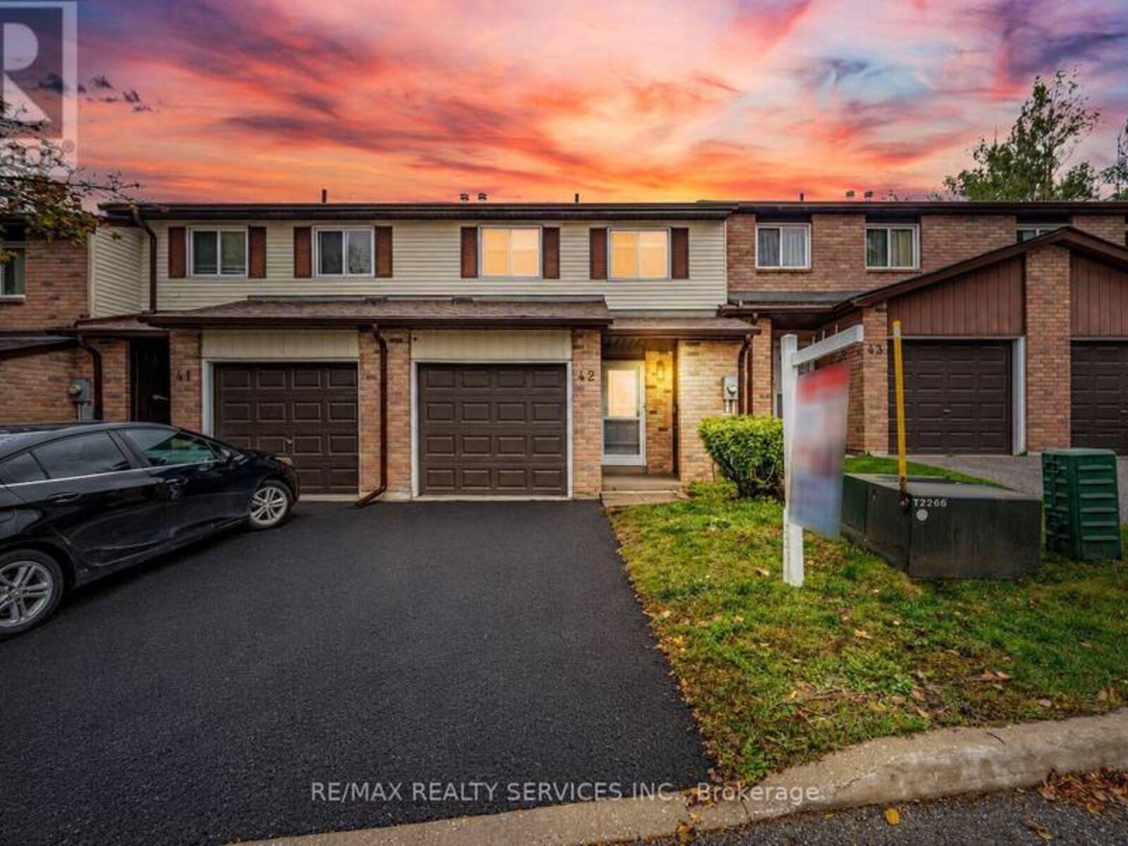 42 - 52 ADELAIDE STREET, Barrie, Ontario L4N 3T5