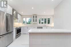 8 WATERFIELD DRIVE | Toronto Ontario | Slide Image Thirteen