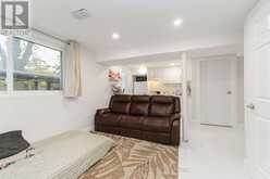 8 WATERFIELD DRIVE | Toronto Ontario | Slide Image Thirty-five