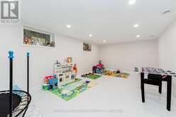 8 WATERFIELD DRIVE | Toronto Ontario | Slide Image Thirty-seven