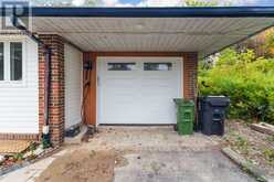 8 WATERFIELD DRIVE | Toronto Ontario | Slide Image Five