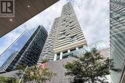 5205 - 88 HARBOUR STREET | Toronto Ontario | Slide Image Three