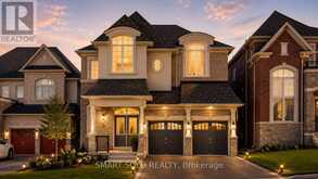 8 SLATER COURT | East Gwillimbury Ontario | Slide Image One